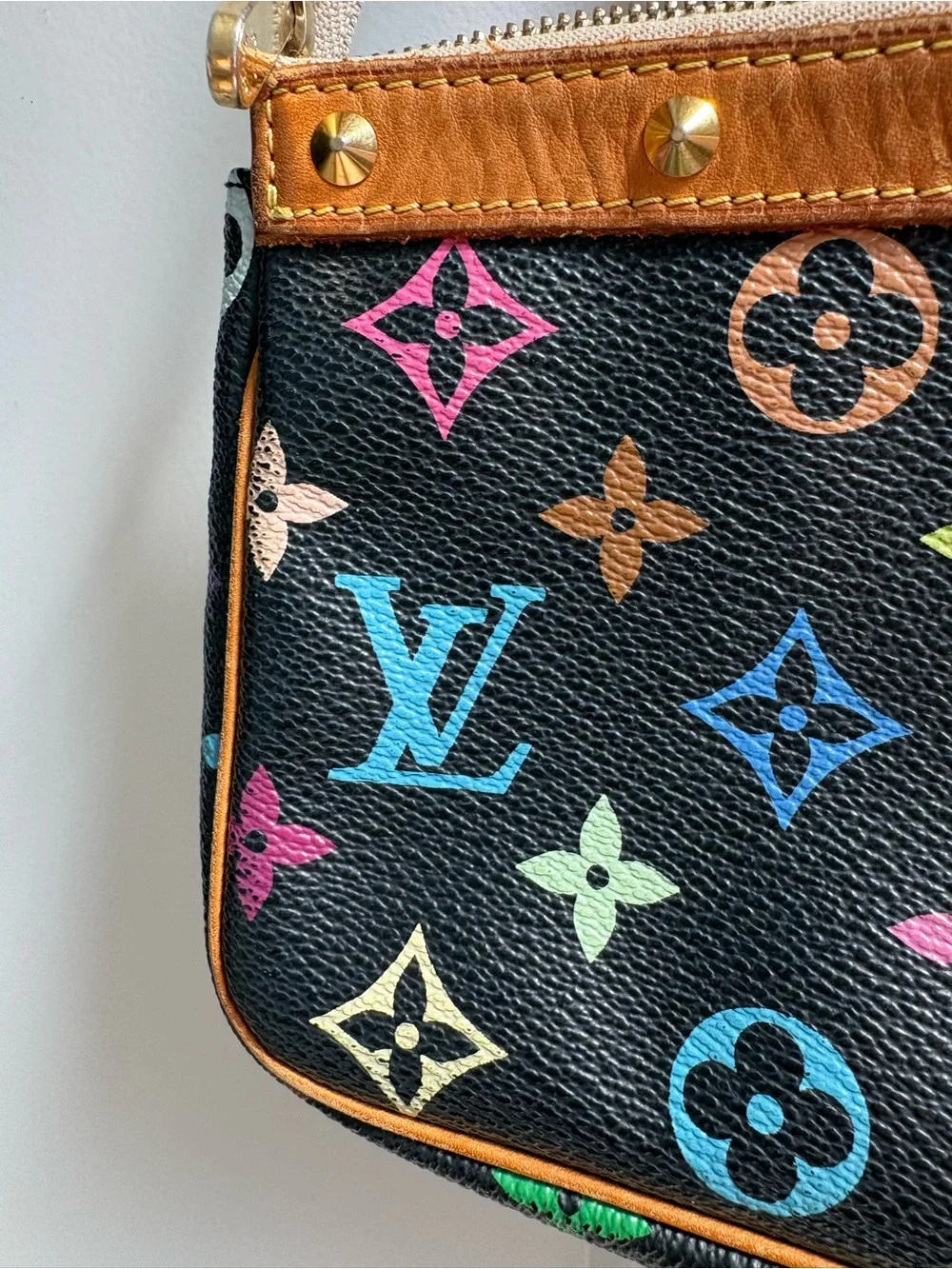 Authentic Louis Vuitton Black Multicolor Monogram Murakami pochette SL1013